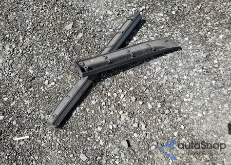 2011 Chevrolet Equinox Ls z USA, uszkodzony, nr VIN 2CNFLCEC5B6259563